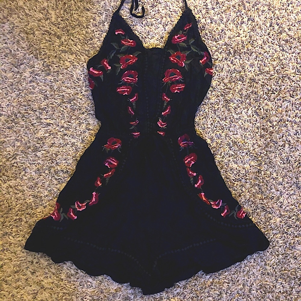 American Eagle floral embroidered romper